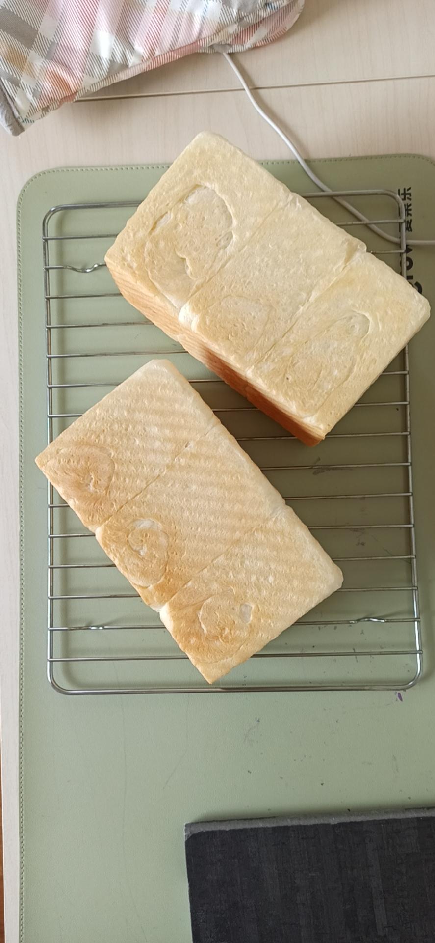 超柔牛奶棉花吐司（最详细的吐司食谱）