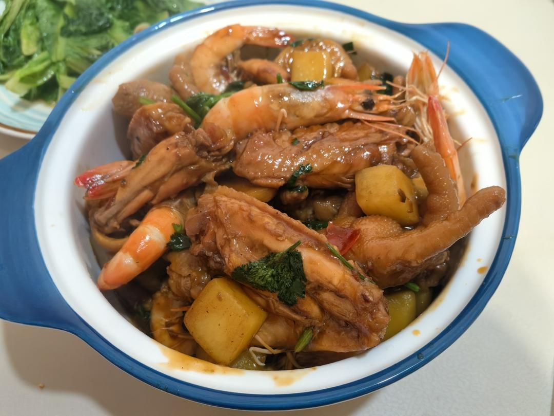 鸡爪虾煲
