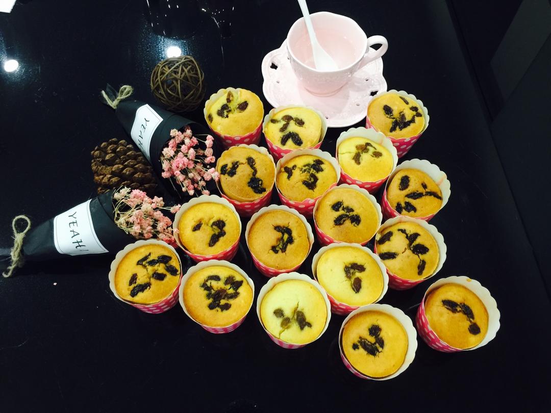 不用怎么洗碗且操作简单的植物油马芬蛋糕