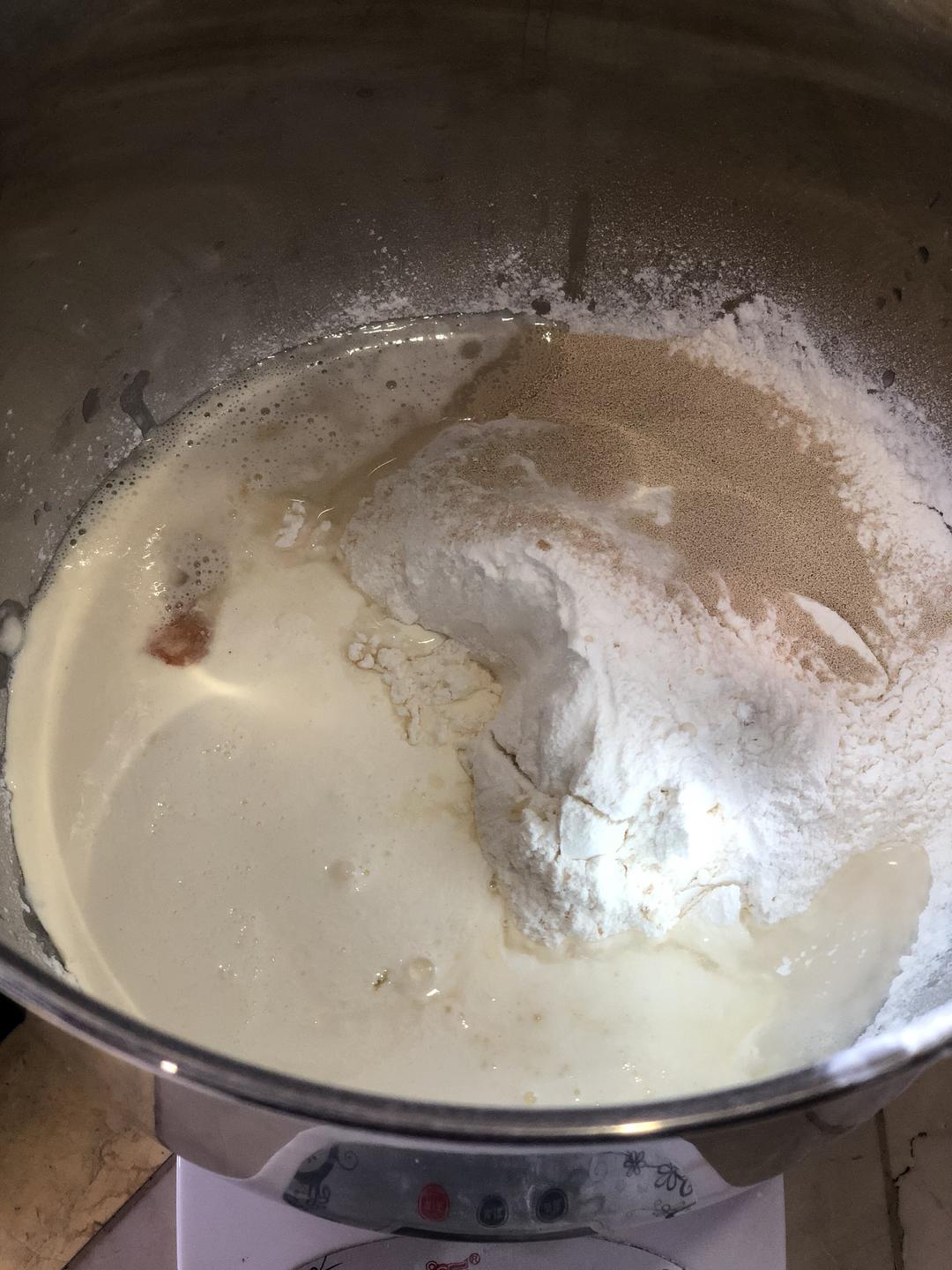 纯奶手撕吐司的做法 步骤1