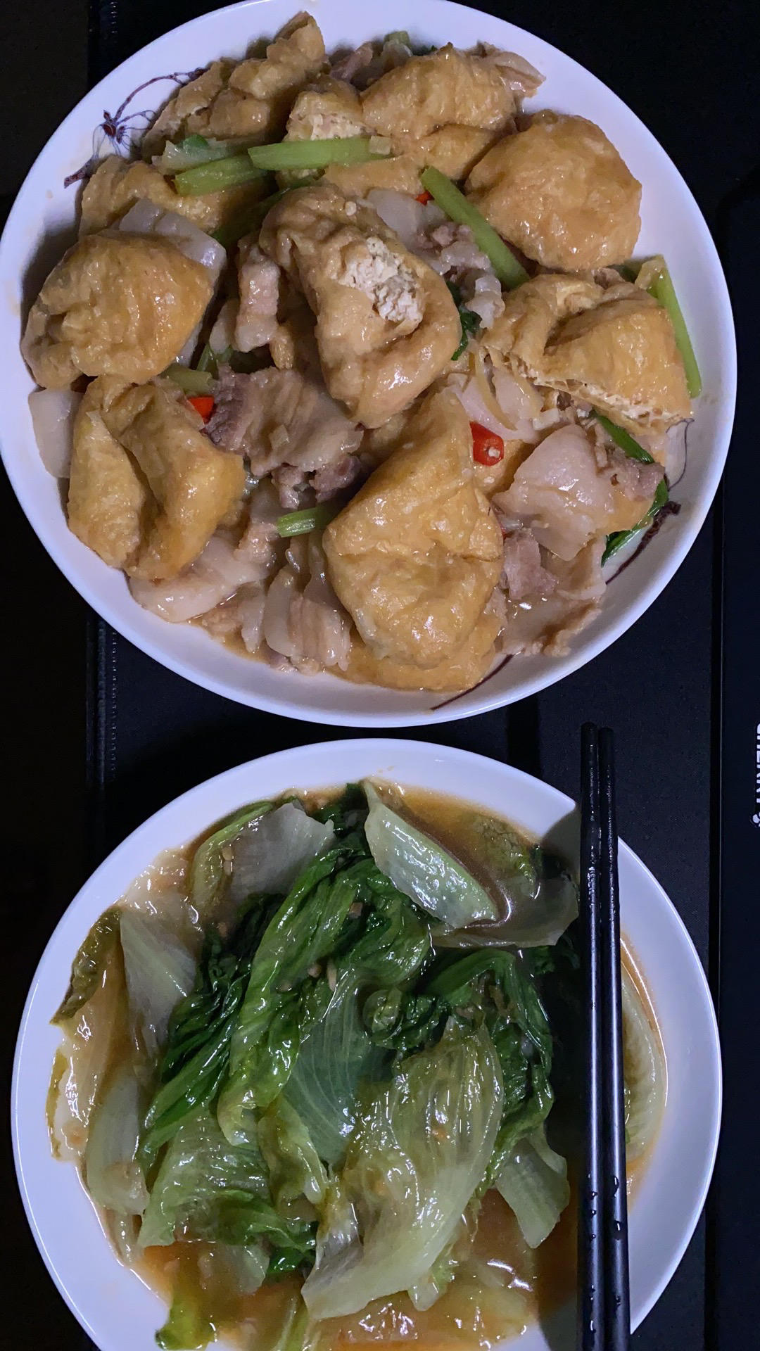 豆腐泡炒肉片