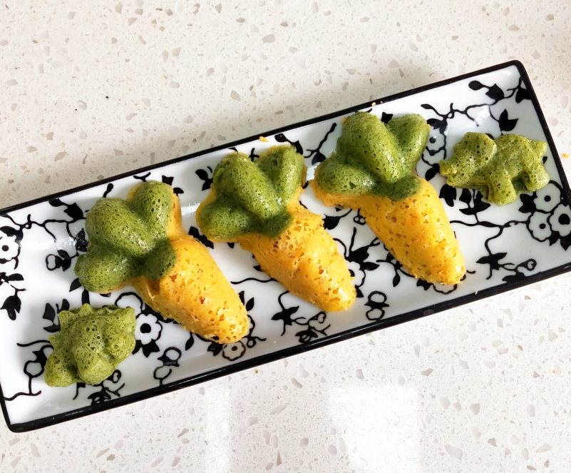菠菜胡萝卜山药糕——宝宝手指食物10m+的做法