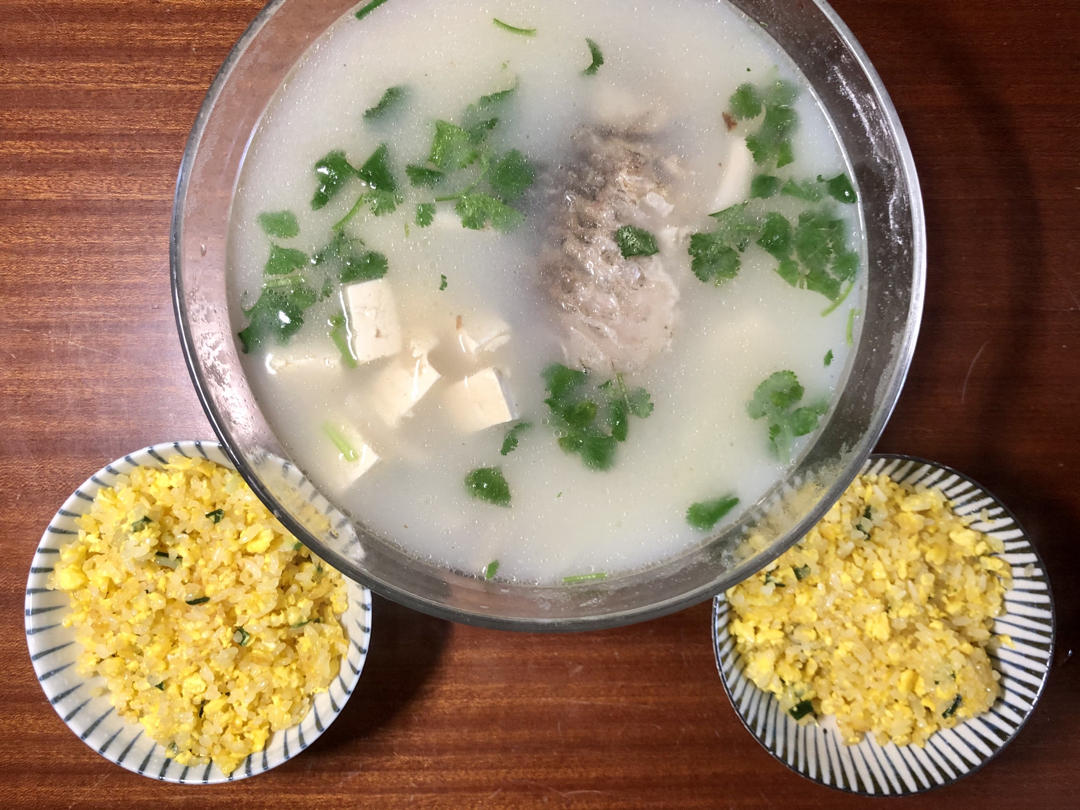 厨师长教你：“鲫鱼豆腐汤”的家常做法，满满的烹饪原理