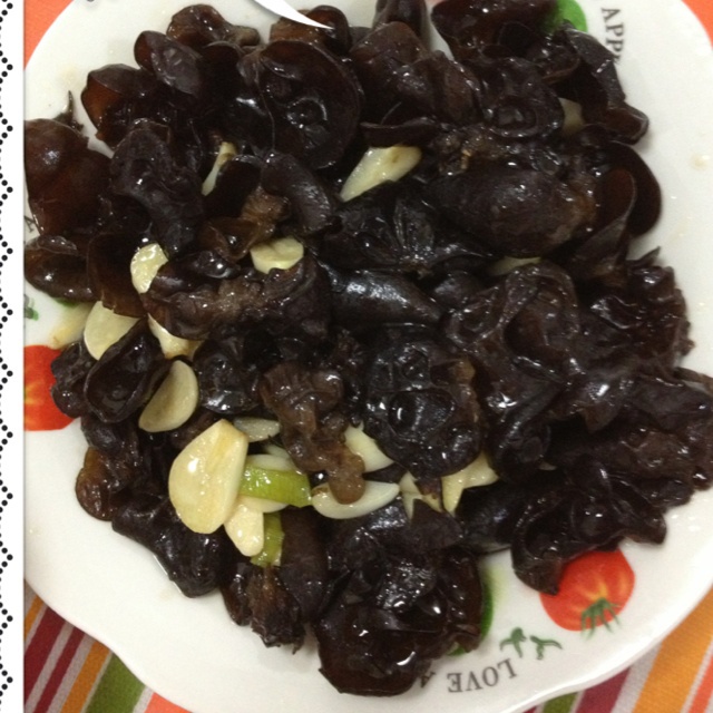 【木耳炒大蒜图片】心灵-10_下厨房