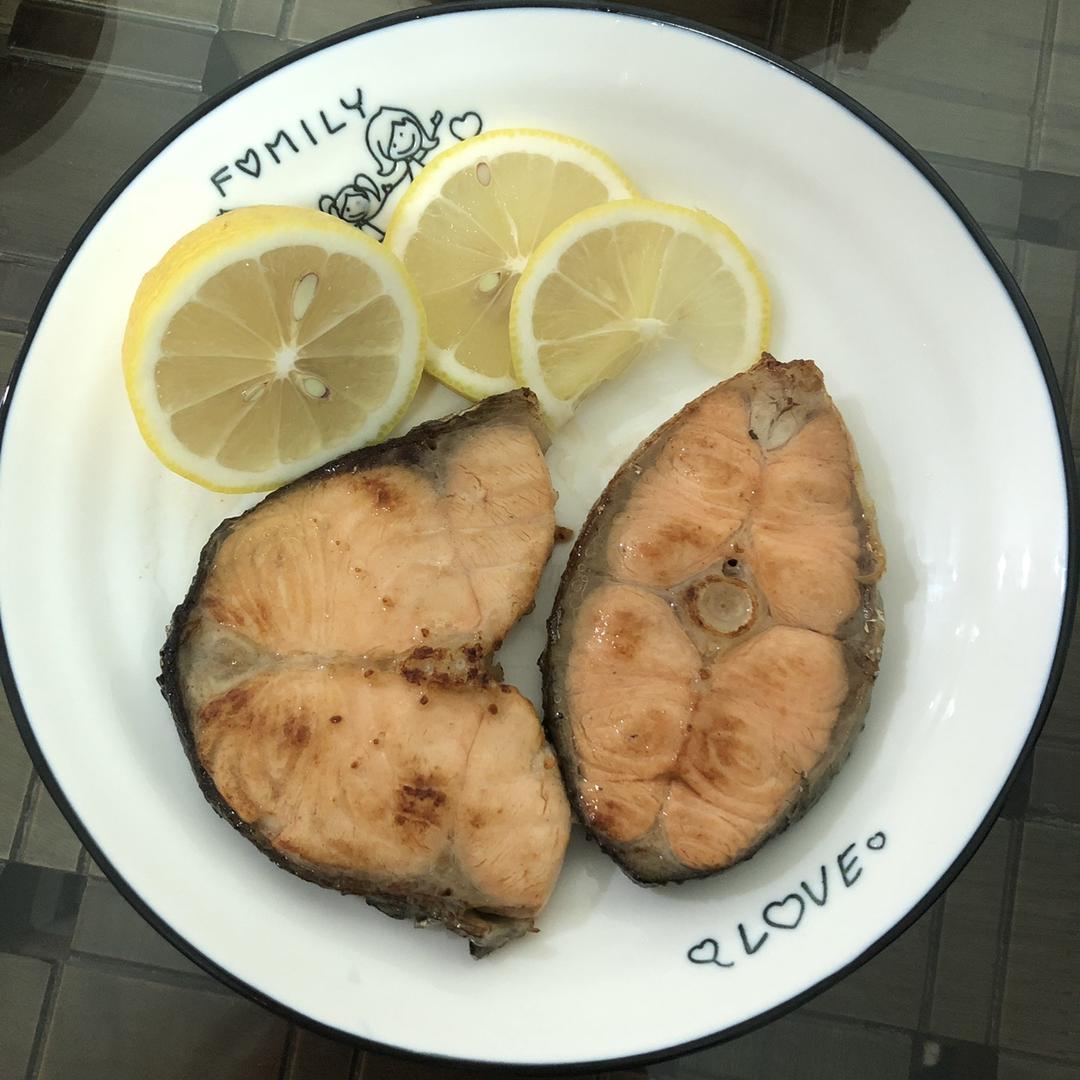 煎三文鱼