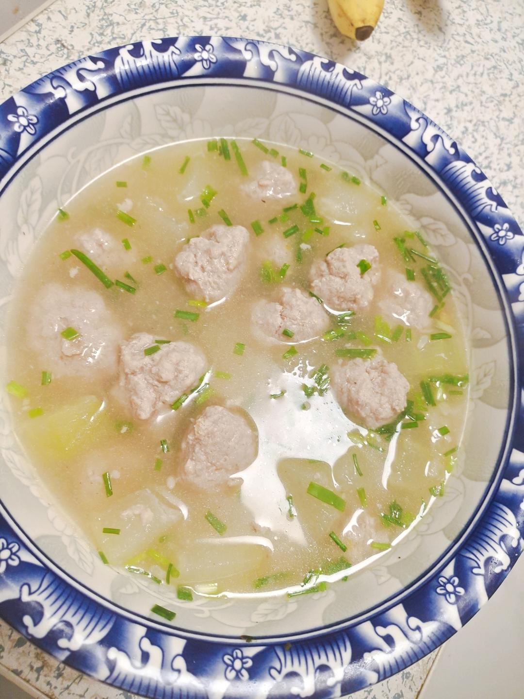 巨鲜美的冬瓜丸子汤