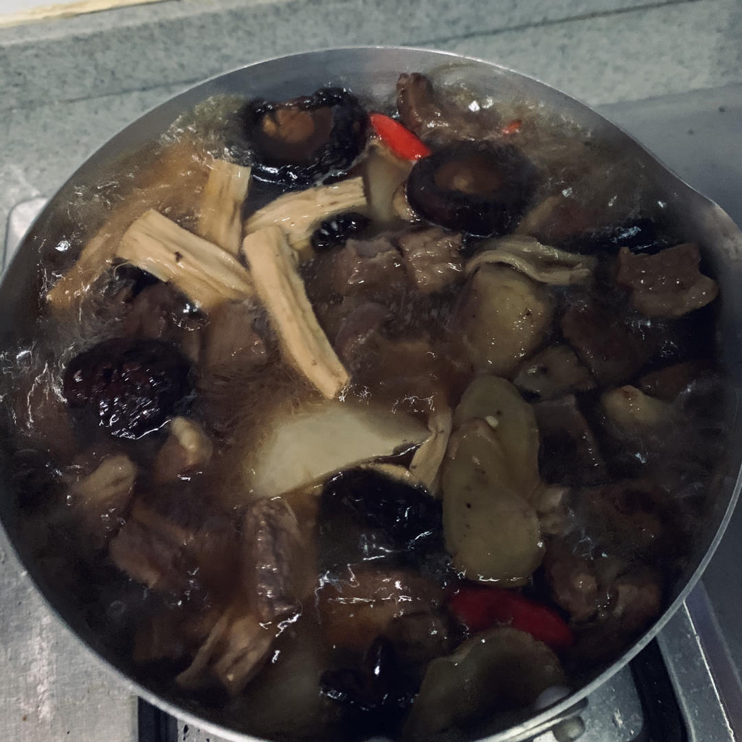 腐竹萝卜焖羊肉