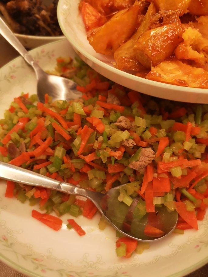 芹菜胡萝卜碎