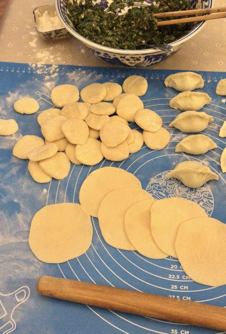 手工揉面三分钟，又韧又薄又好包的饺子皮