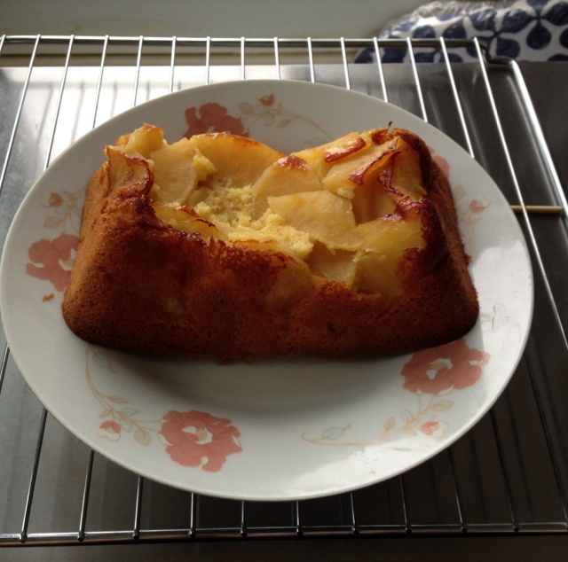 俄罗斯苹果蛋糕－Bake me!