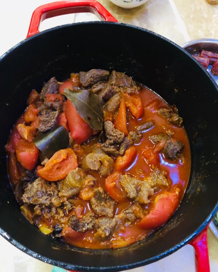 番茄牛腩煲