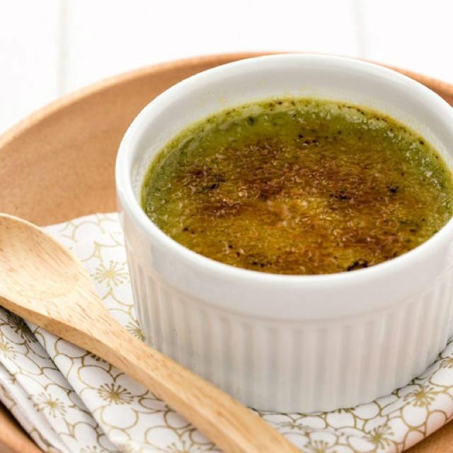 绿茶奶油布丁Green tea crenels brûlée的做法