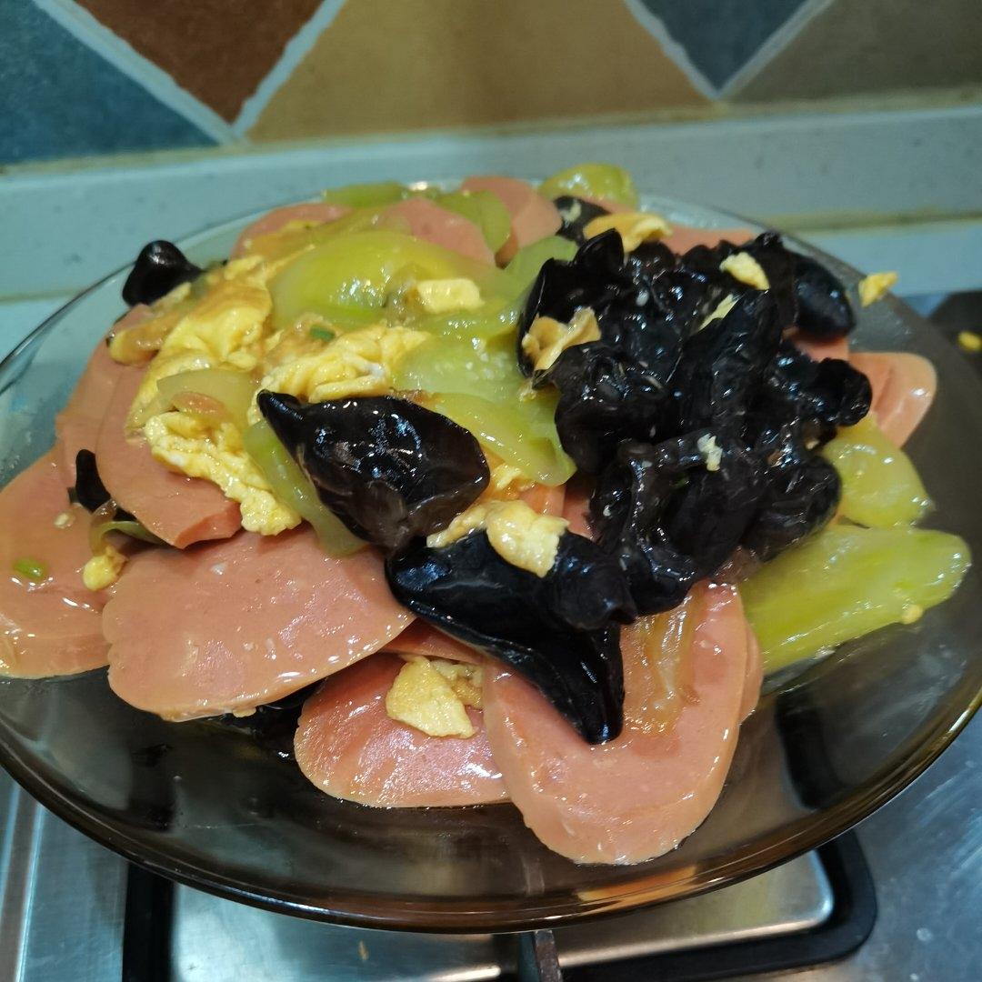 清脆可口的「黄瓜炒鸡蛋」