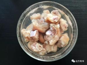 潮汕卤猪脚by有味厨房的做法 步骤3