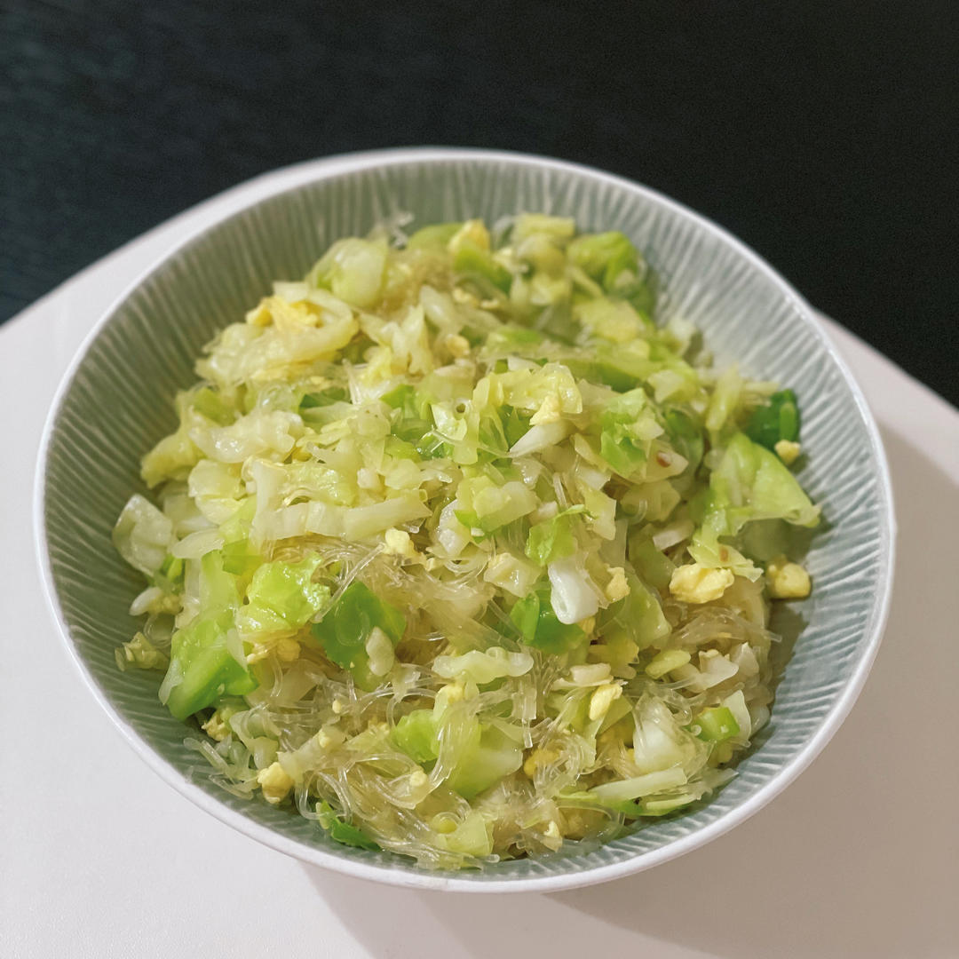 包菜粉丝炒鸡蛋