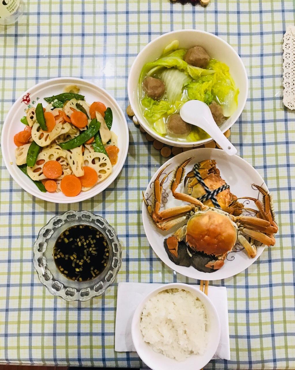 素菜也可以这么美—荷塘小炒