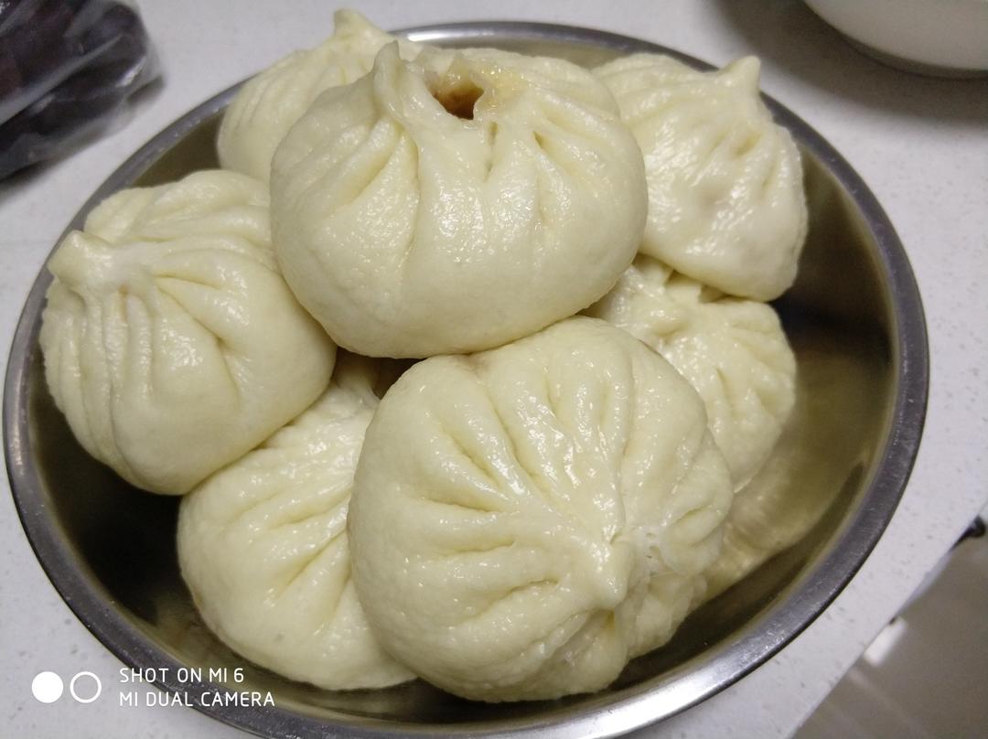 鲜肉包子