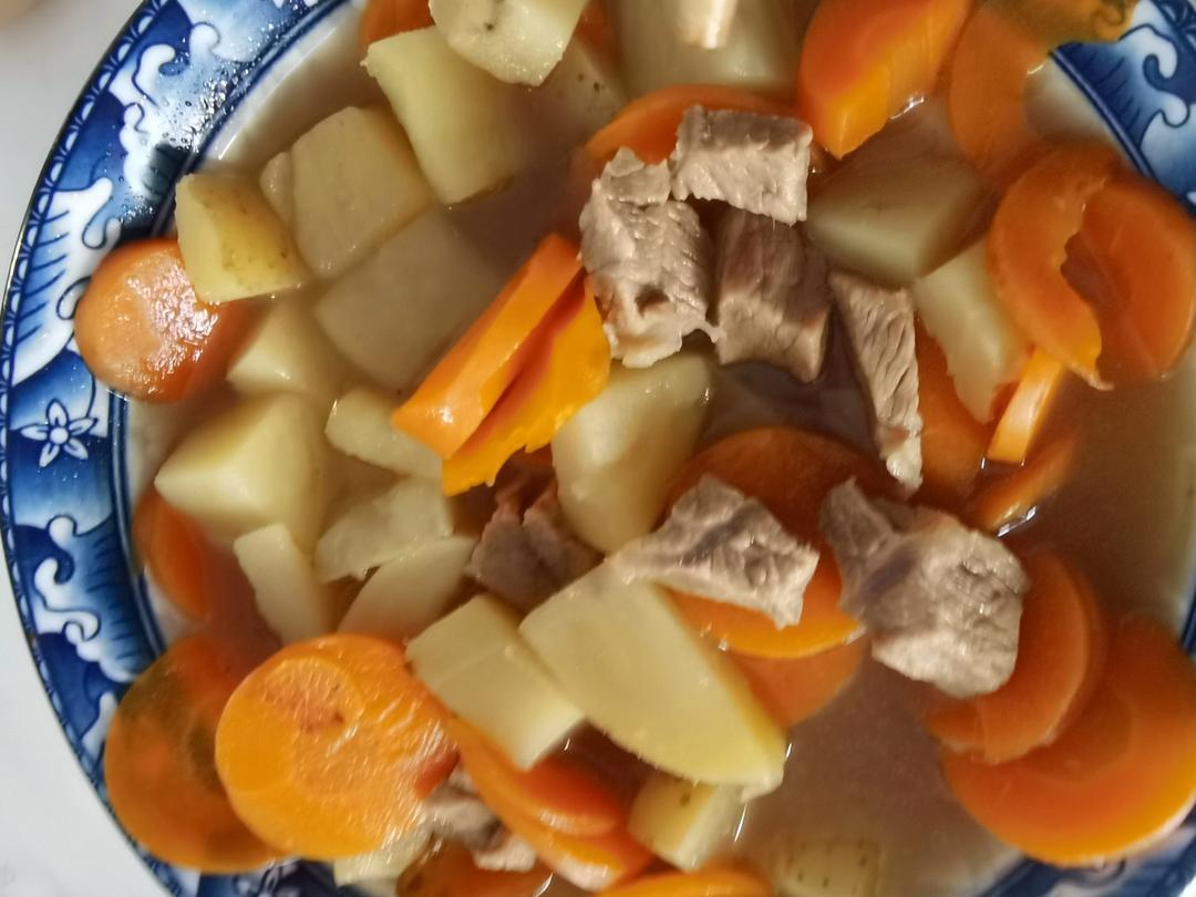 土豆炖牛肉