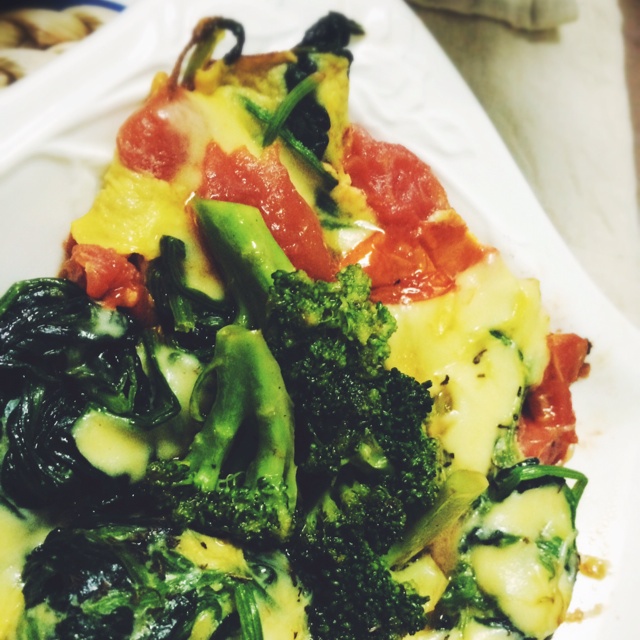 菠菜奶酪烘蛋 (无油快手早餐! )