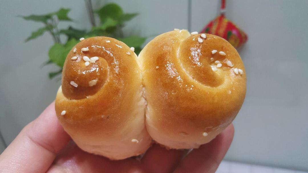 脆底蜂蜜小面包