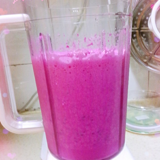 火龙果奶昔