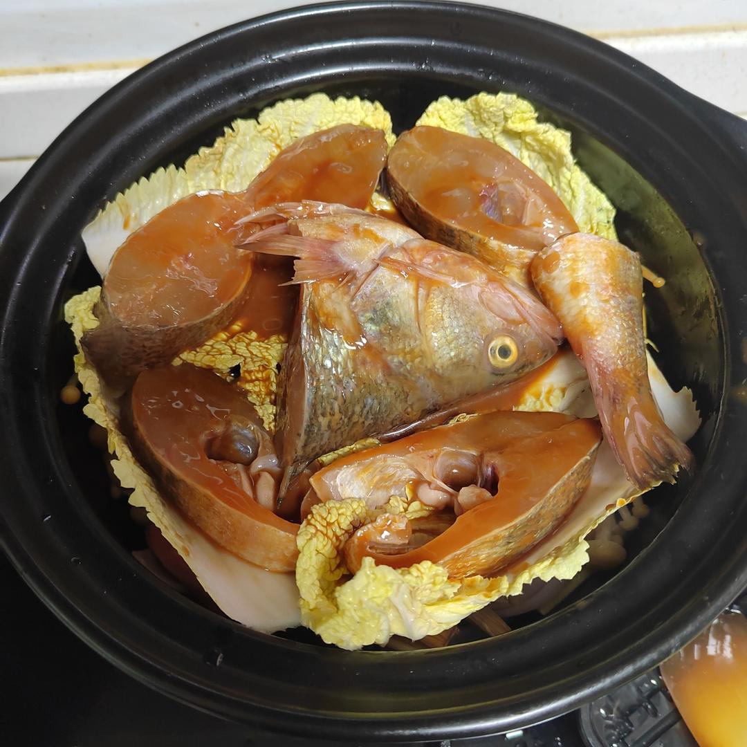 又鲜又嫩，不加一滴水的清江鱼吱吱煲