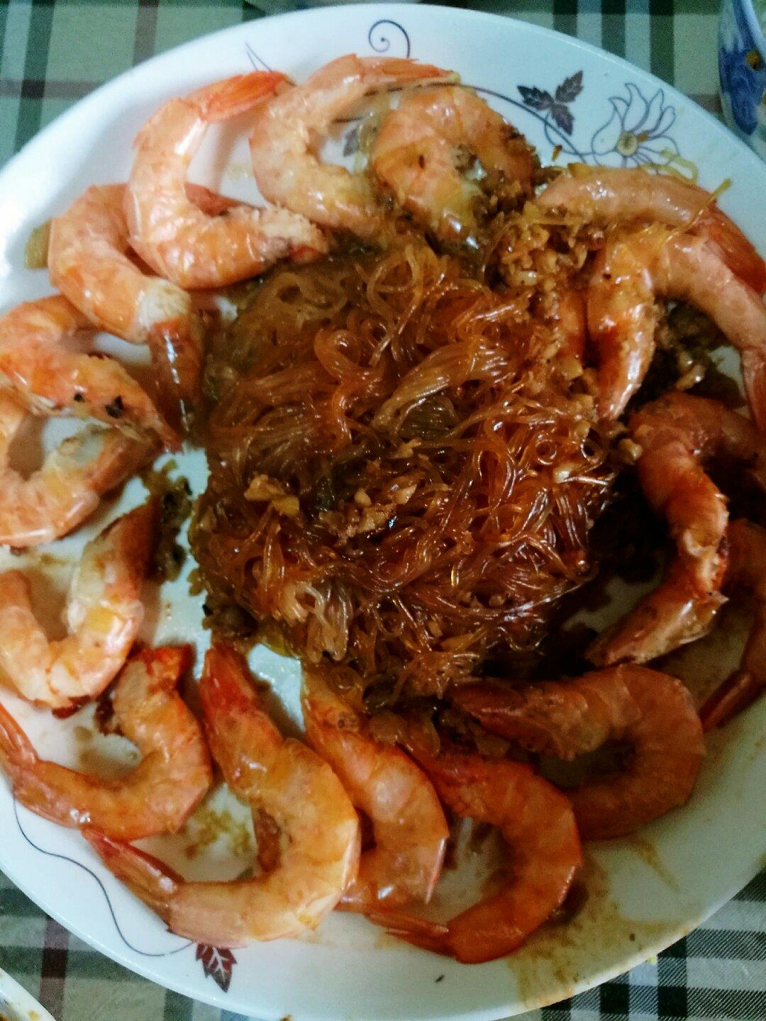 虾最美味的吃法必须是这个——蒜蓉蒸虾（多动图，孔瑶的食谱）