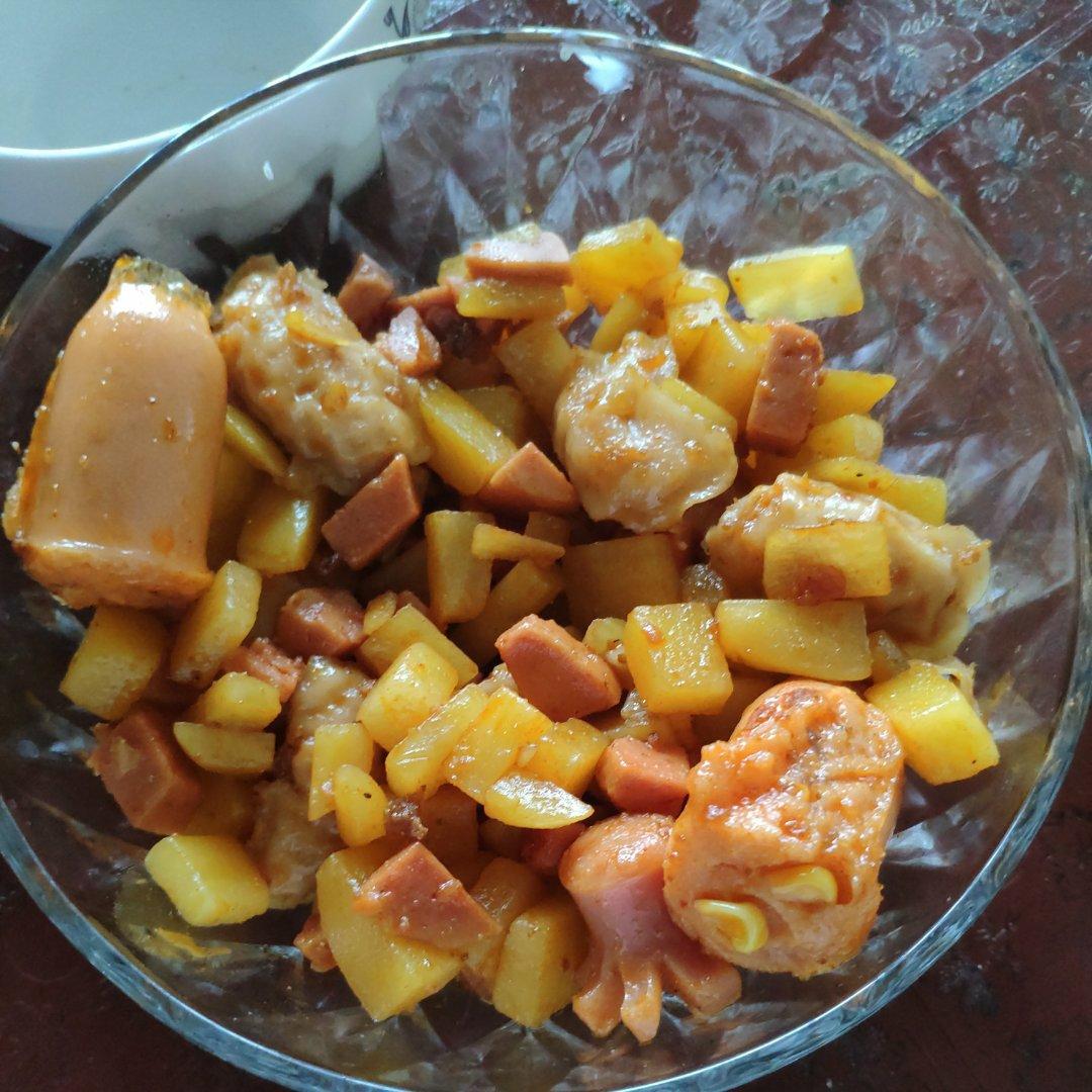 巨好吃的孜然火腿土豆丁