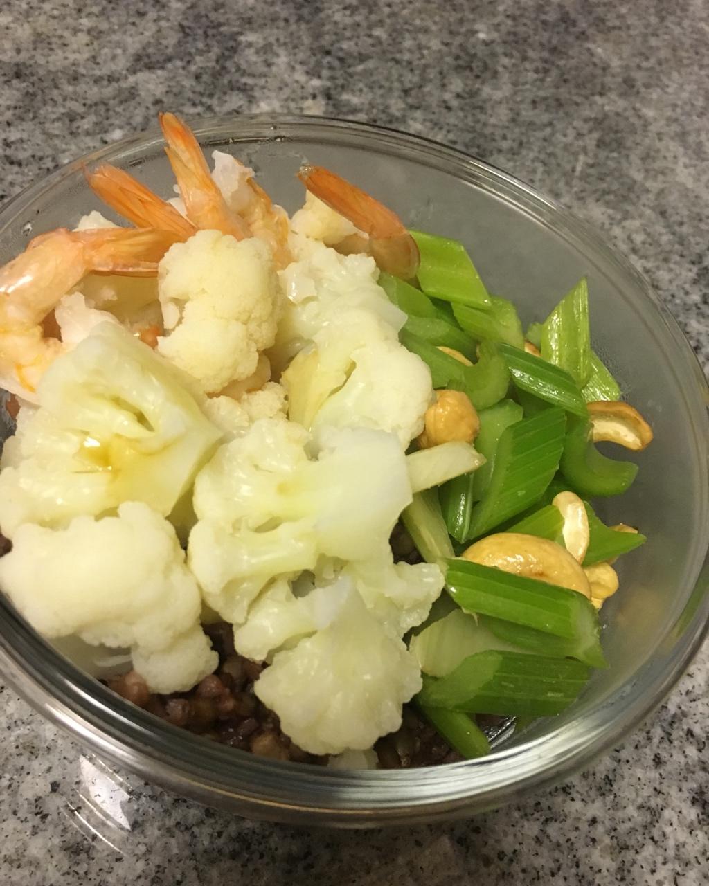 西芹炒腰果