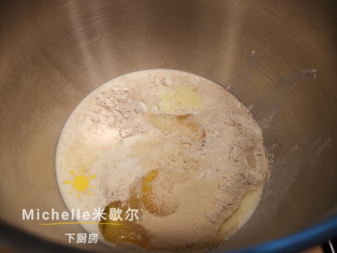 纯奶手撕吐司的做法 步骤1