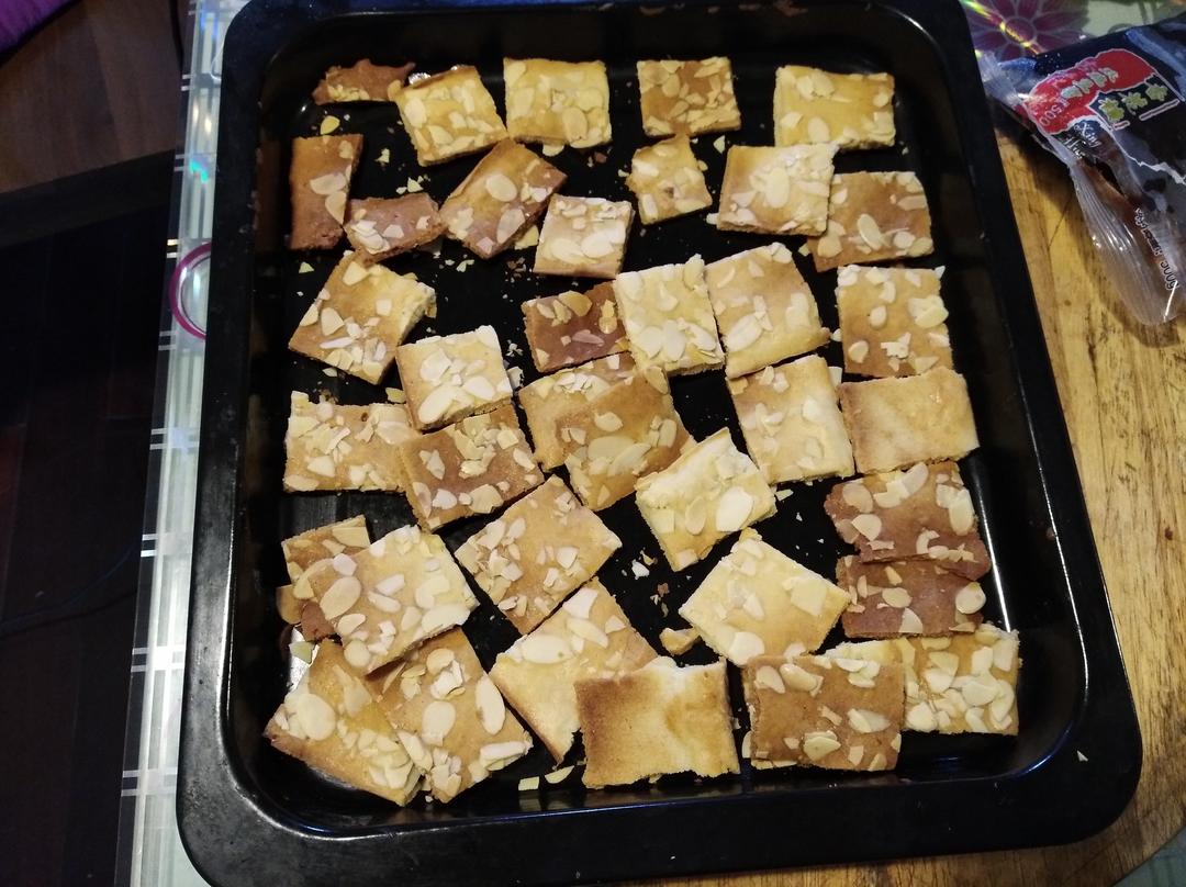 杏仁瓦片酥