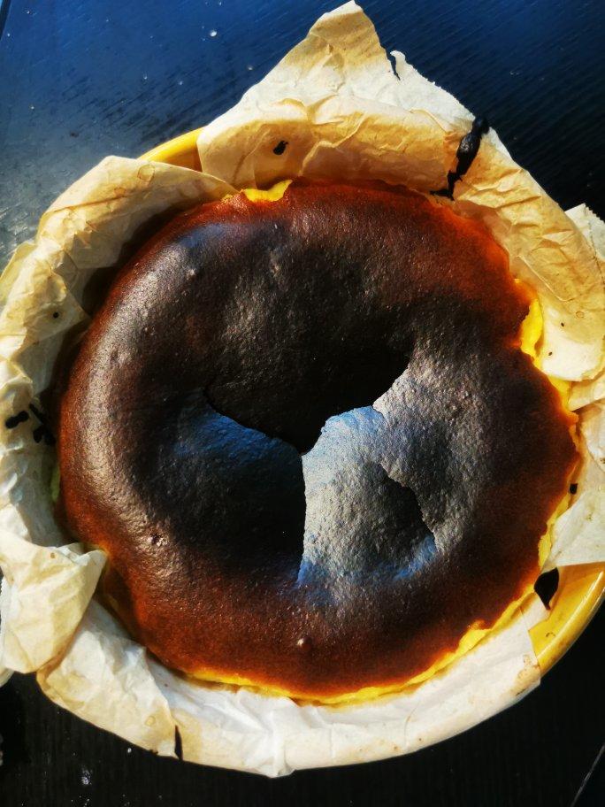 巴斯克烧焦芝士蛋糕