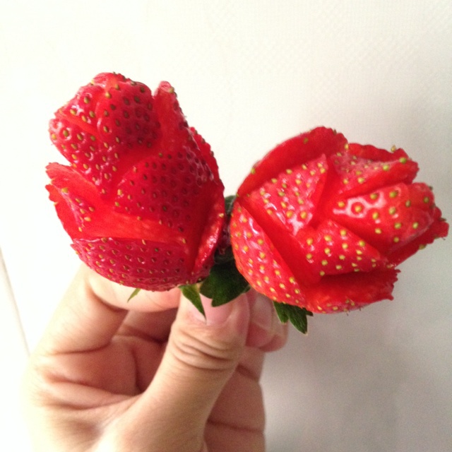 草莓玫瑰花