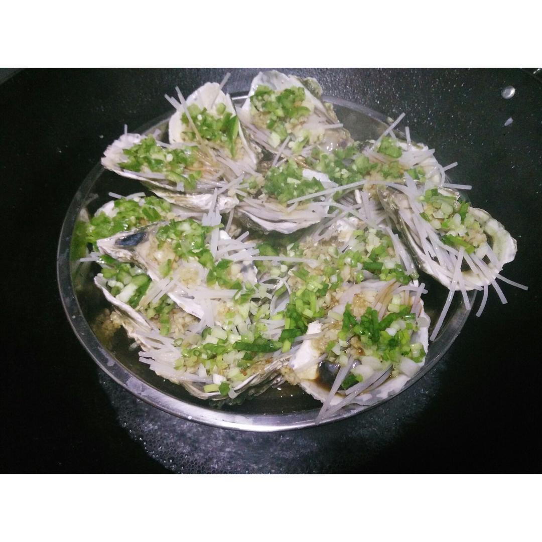 蒜蓉粉丝扇贝／生蚝