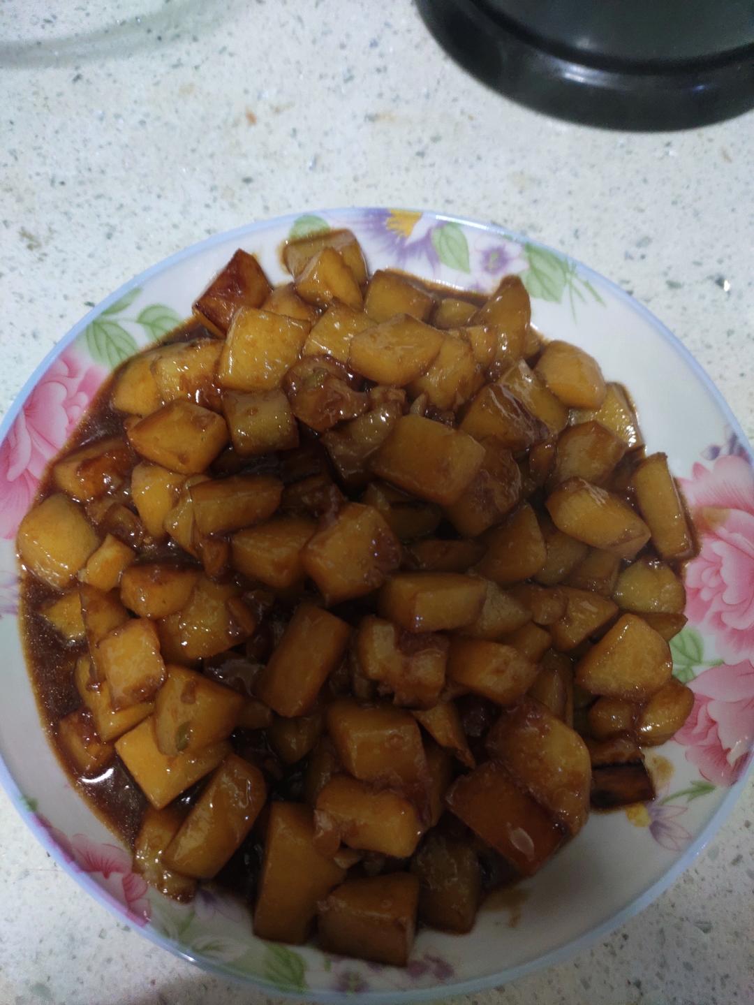 软糯好吃的红烧土豆