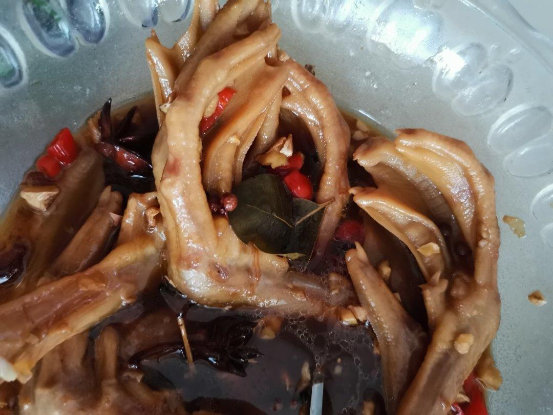 卤鸭掌不好吃你打我