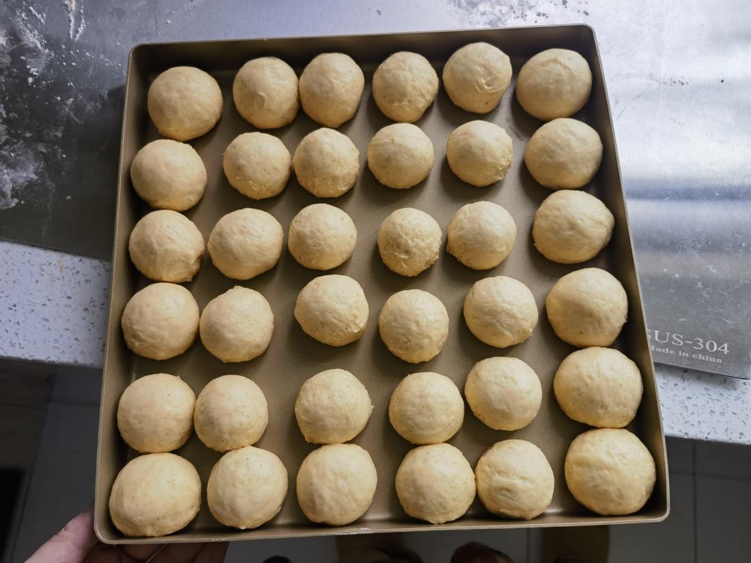 蜂蜜全麦小餐包｜浸泡全麦法