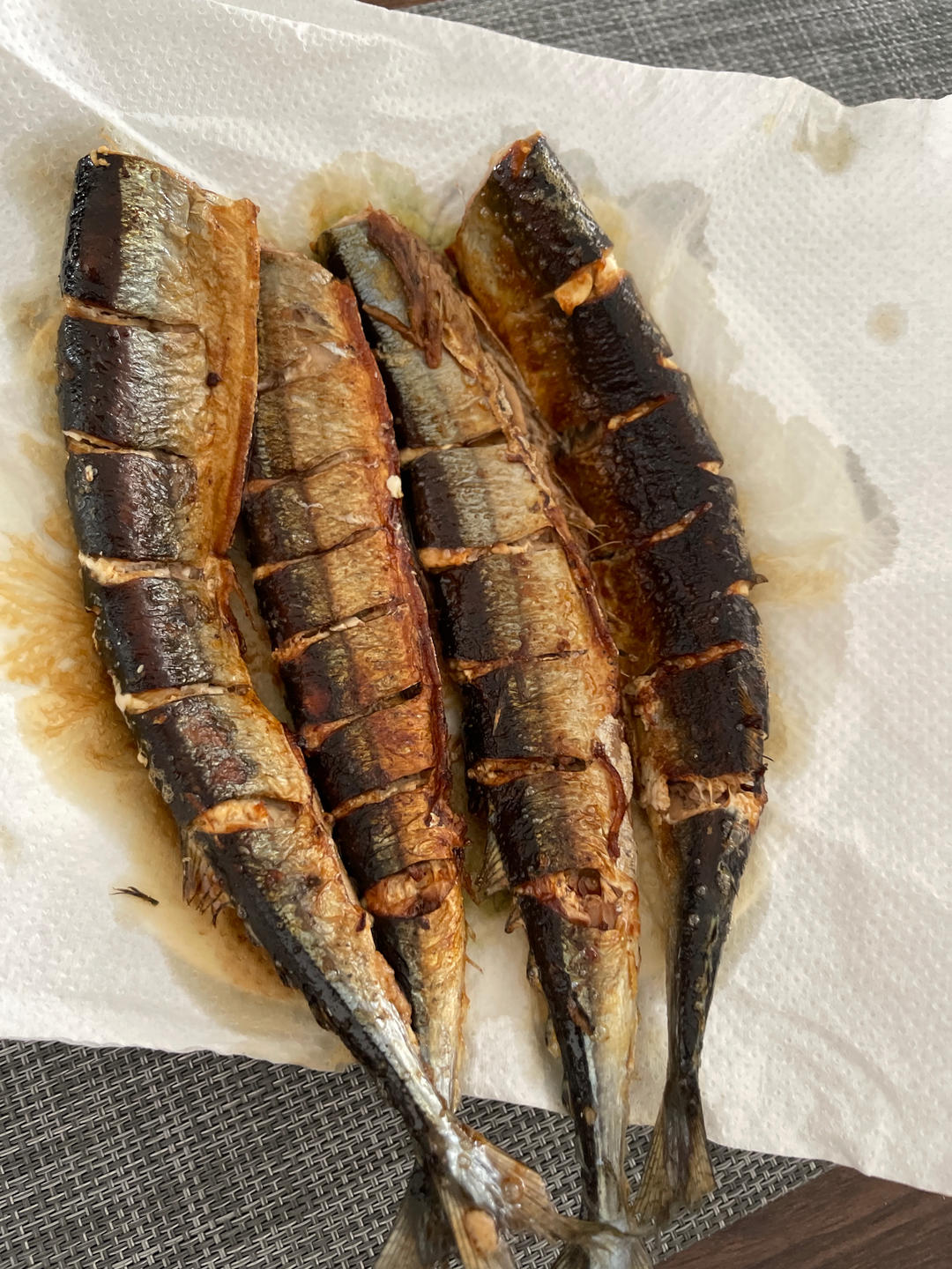 超简单的香煎秋刀鱼