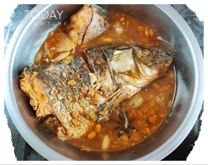 铁锅炖鱼