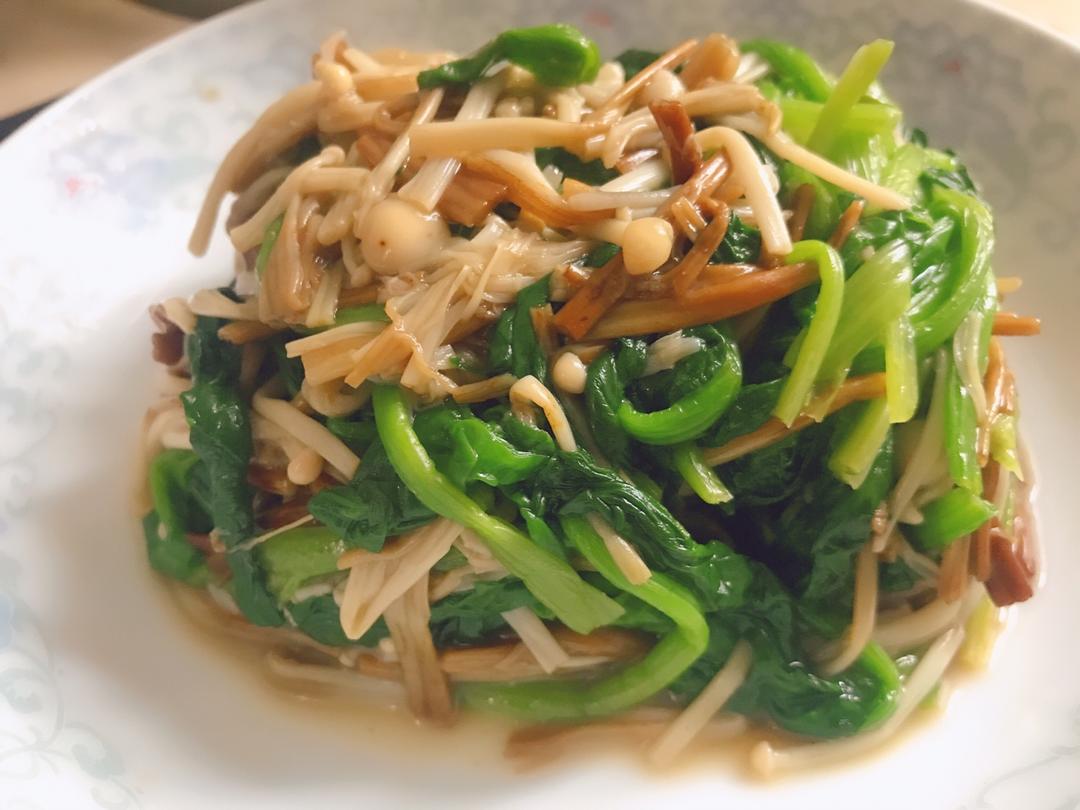 凉拌菠菜黄金针菇