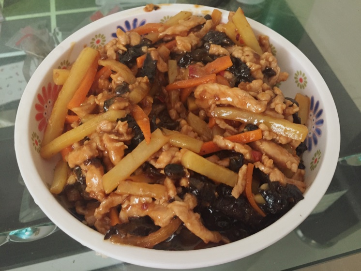 鱼香肉丝Yuxiang Shredded Pork