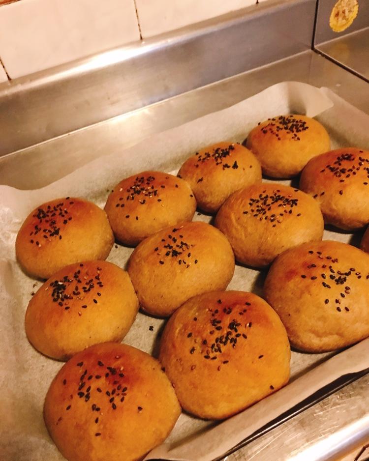 芝麻核桃红豆包