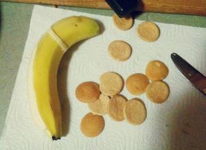 小饼干夹香蕉的做法 步骤1