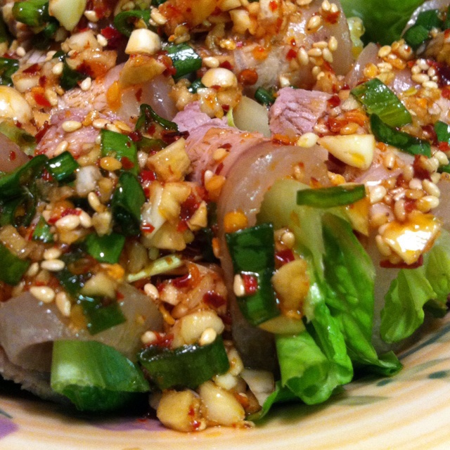 蒜泥白肉蔬菜卷