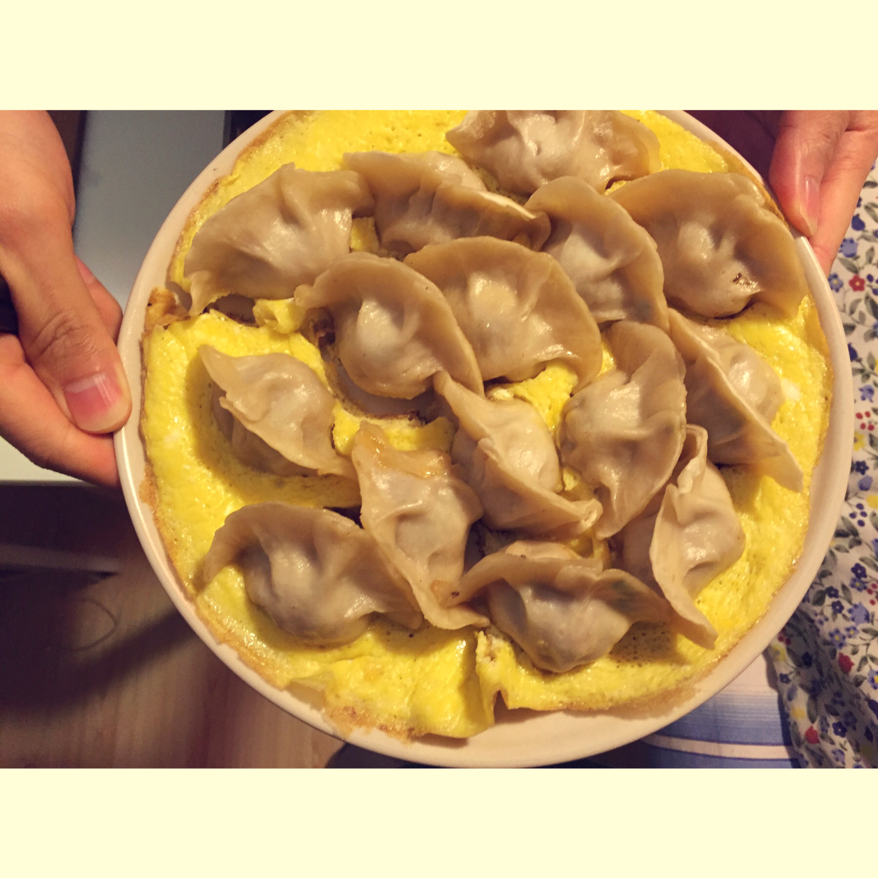 蛋抱煎饺（速冻饺）