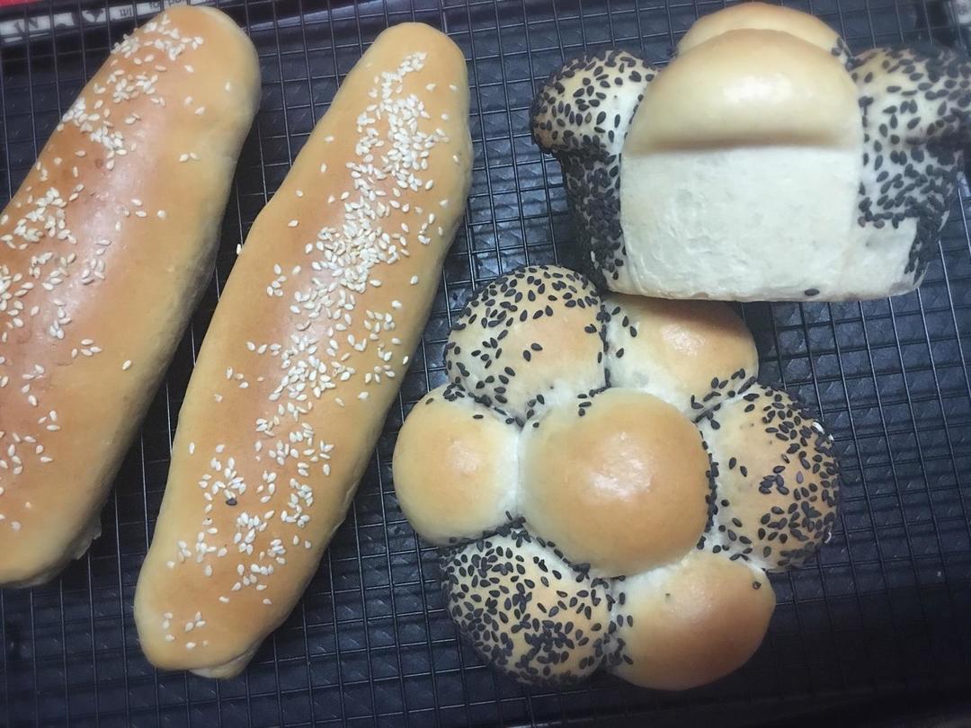 纯奶手撕吐司的做法 步骤1