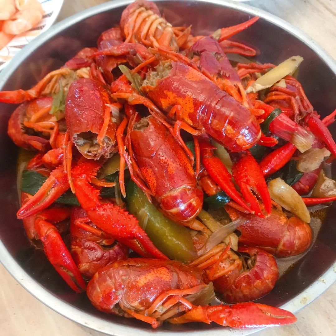 红烧龙虾
