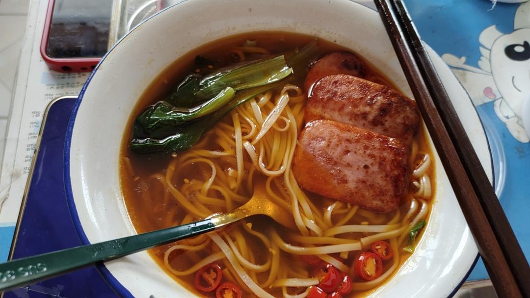 酸辣开胃｜酸汤面