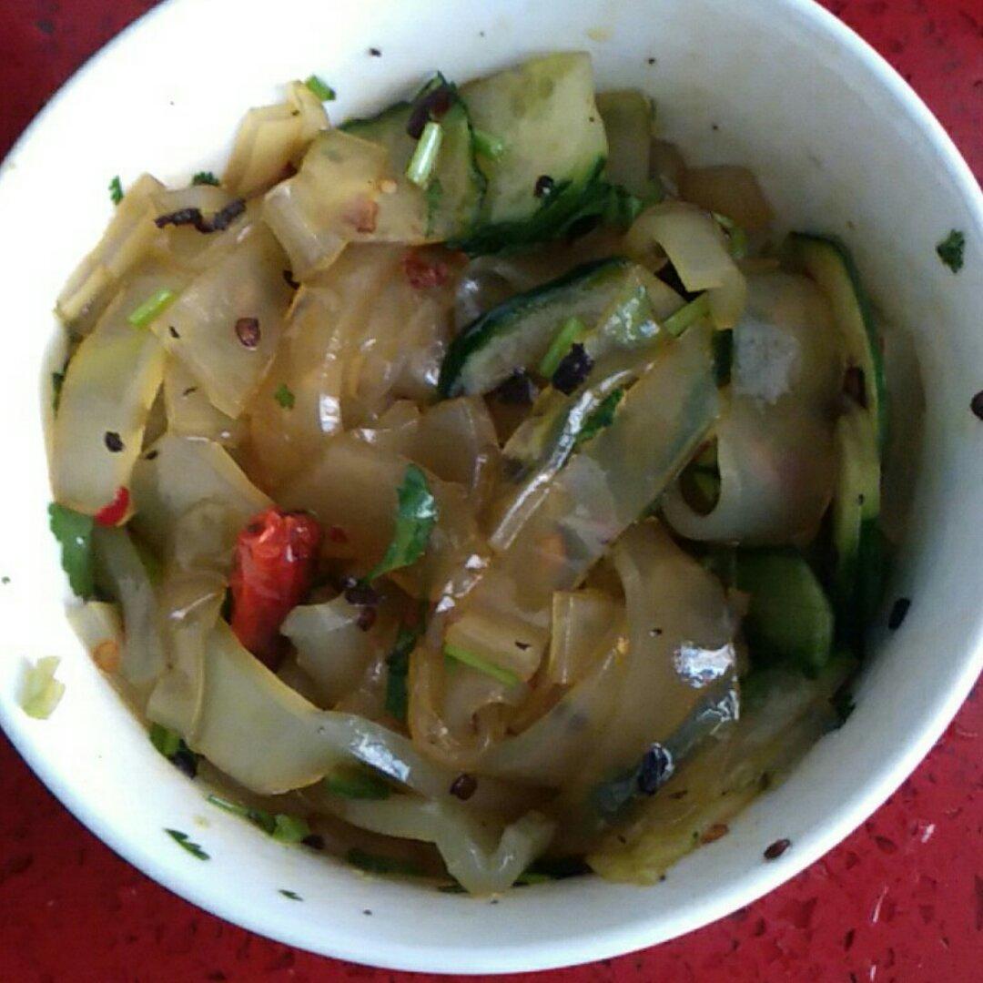 红油拌凉皮