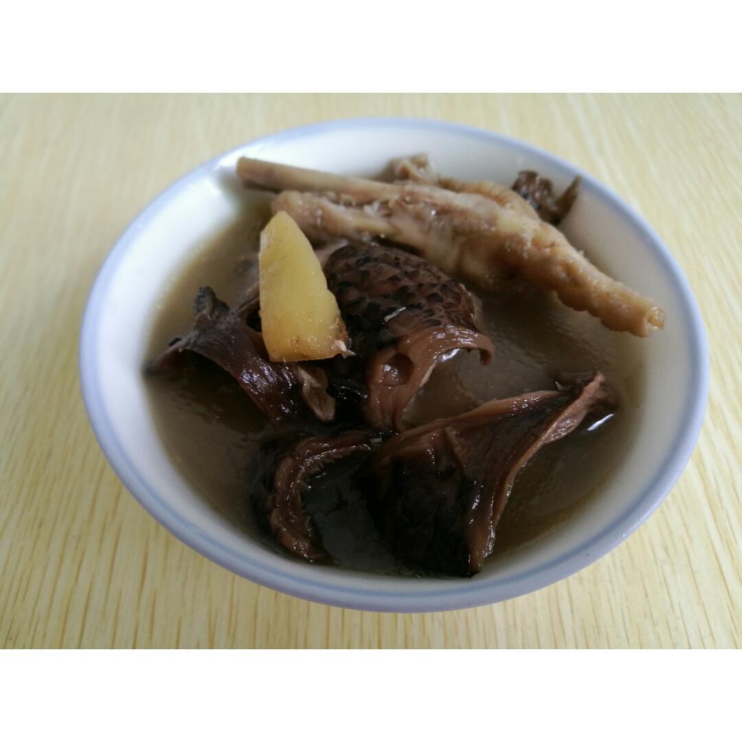黑虎掌鸡汤